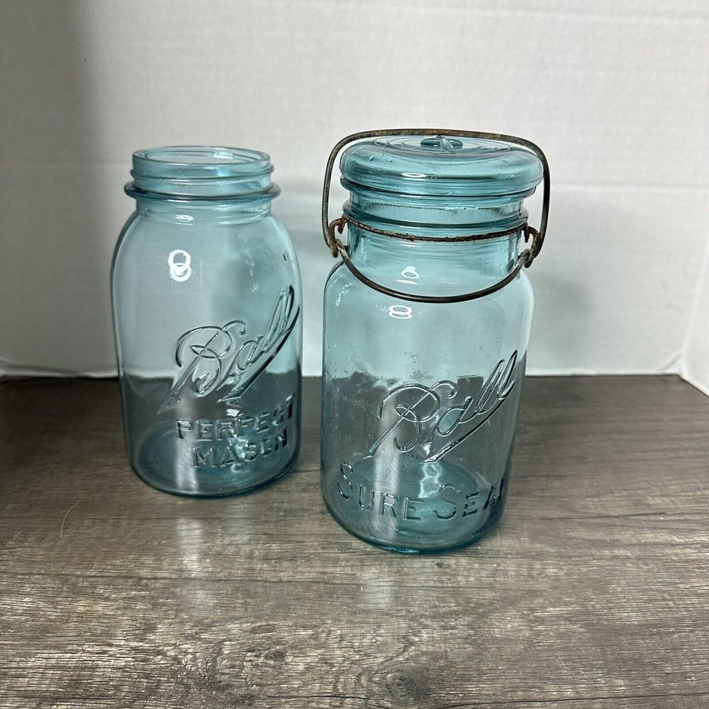 Vintage Ball‎ Sure Seal Jar With Lid & Vintage Blue Perfect Mason Jar